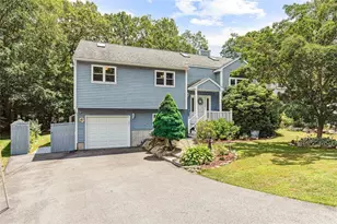 9 Ivy Hollow Ct, Cranston, RI 02921 - Photo 1
