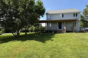 157 Briarwood Ave, Middletown, RI 02842 - Photo 1