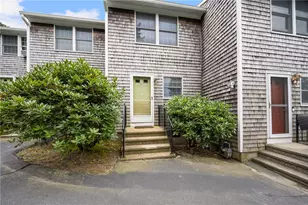 33 Sakonnet E, Tiverton, RI 02878 - Photo 1