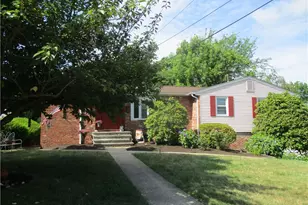 15 Freedom Dr, Cranston, RI 02920 - Photo 1