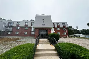 300 Smithfield Rd, North Providence, RI 02904 - Photo 1