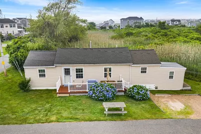 2 Geraldine Boulevard, Narragansett, RI 02882 - Photo 1