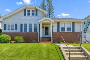 107 Meadow Rd, Woonsocket, RI 02895 - Photo 1