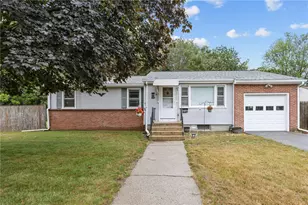 30 Archdale Dr, Warwick, RI 02889 - Photo 1