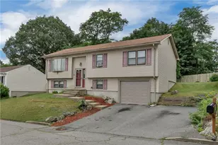 8 Gale Ct, North Providence, RI 02904 - Photo 1