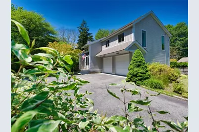 23 Fesser Avenue, Bristol, RI 02809 - Photo 1