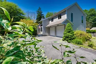 23 Fesser Ave, Bristol, RI 02809 - Photo 1