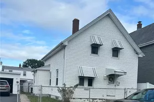 37 Julian St, Pawtucket, RI 02861 - Photo 1