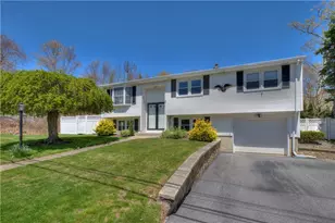 123 S Comstock Pkwy, Cranston, RI 02921 - Photo 1
