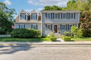 22 Aumond St, Cranston, RI 02905 - Photo 1