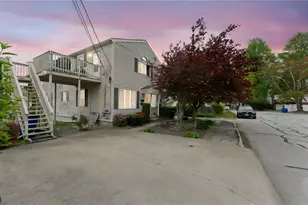 7 Blossom St, West Warwick, RI 02893 - Photo 1