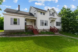 31 Bancroft St, Providence, RI 02909 - Photo 1