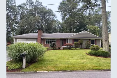 25 Maplecrest Drive, Smithfield, RI 02828 - Photo 1