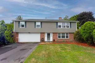 7 Greenbrier Rd, West Warwick, RI 02893 - Photo 1