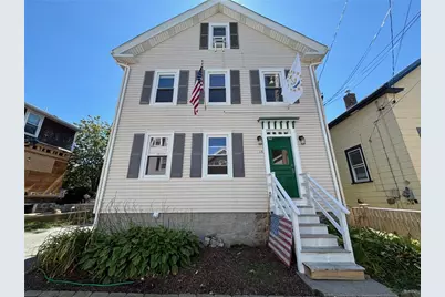 15 Simmons Street #2, Newport, RI 02840 - Photo 1