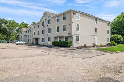 201 Woodlawn Avenue #314, North Providence, RI 02904 - Photo 1