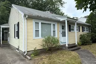 86 Maplecrest Dr, Pawtucket, RI 02861 - Photo 1