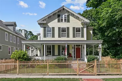 22 Greenough Place, Newport, RI 02840 - Photo 1