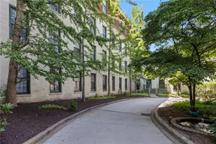 15 Higgins St, Smithfield, RI 02917 - Photo 1