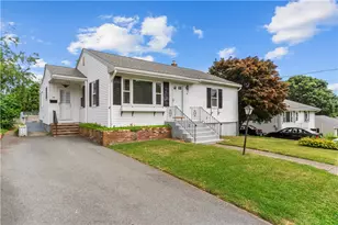 26 Doris Ave, Tiverton, RI 02878 - Photo 1