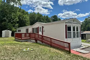 35 Sherwood Valley Ln, Coventry, RI 02816 - Photo 1