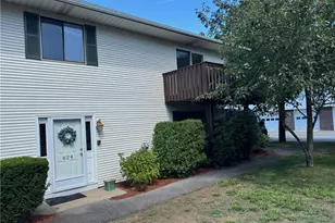 624 Pocasset Ct, Warwick, RI 02886 - Photo 1