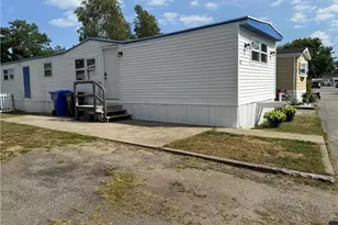 245 Manton St, Pawtucket, RI 02861 - Photo 1