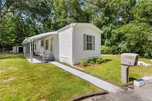 979 Toll Gate Rd, Warwick, RI 02886 - Photo 1