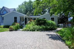 46 S River Dr, Narragansett, RI 02882 - Photo 1