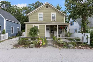 42 Castle St, East Greenwich, RI 02818 - Photo 1