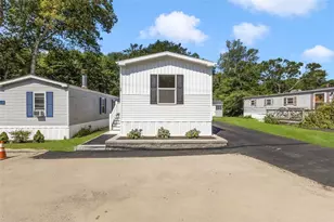 34 Foxtrot Dr, Charlestown, RI 02813 - Photo 1