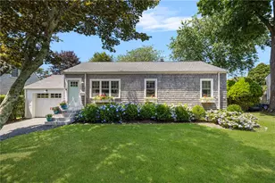 133 Carroll Ave, Newport, RI 02840 - Photo 1