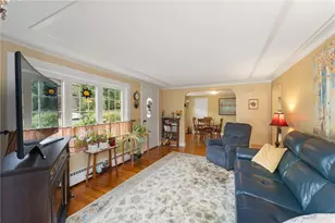 25 Hillview Ave, North Smithfield, RI 02896 - Photo 1