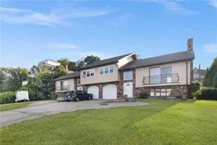 239 Eustis Ave, Newport, RI 02840 - Photo 1