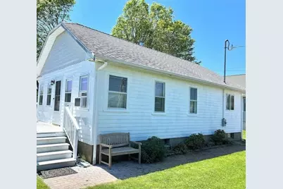 392 Gooseberry Road, South Kingstown, RI 02879 - Photo 1