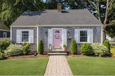 154 Chapmans Avenue, Warwick, RI 02886 - Photo 1