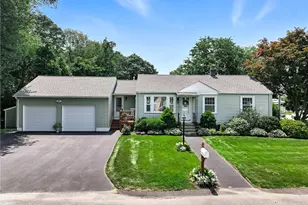 54 Novelty Rd, Warwick, RI 02889 - Photo 1