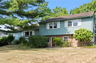 5 Fishing Cove Rd, North Kingstown, RI 02852 - Photo 1