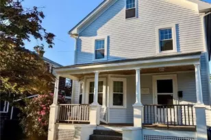 18 Bedlow Ave, Newport, RI 02840 - Photo 1