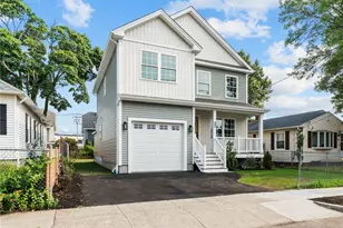 33 Riverview Ave, Pawtucket, RI 02860 - Photo 1