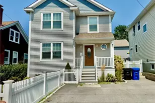 52 Bedlow Ave, Newport, RI 02840 - Photo 1