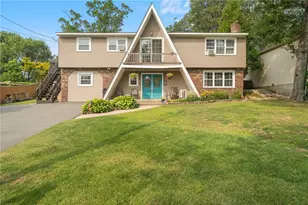 6 Kensington St, Smithfield, RI 02917 - Photo 1