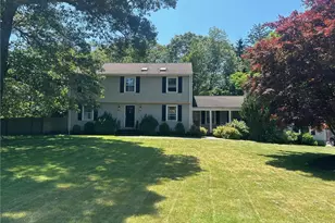 61 Candlewood Dr, North Kingstown, RI 02852 - Photo 1