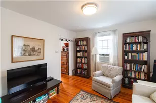 8 Palmer St, Newport, RI 02840 - Photo 1