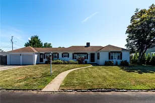 8 Somerset Rd, Cranston, RI 02910 - Photo 1