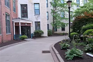 15 Higgins St, Smithfield, RI 02917 - Photo 1