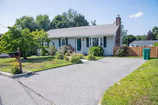 52 Carey Ct, Woonsocket, RI 02895 - Photo 1