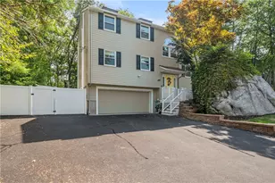 7 Aurora Dr, Cumberland, RI 02864 - Photo 1