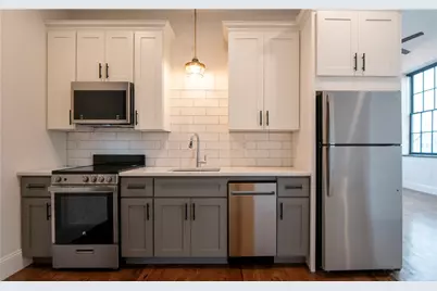 15 Cranston Avenue #27, Newport, RI 02840 - Photo 1