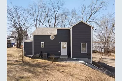 102 Lincoln Avenue, East Providence, RI 02915 - Photo 1